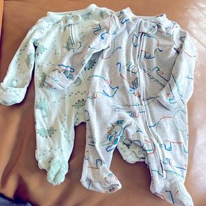 Carters newborn Onsies with mittens